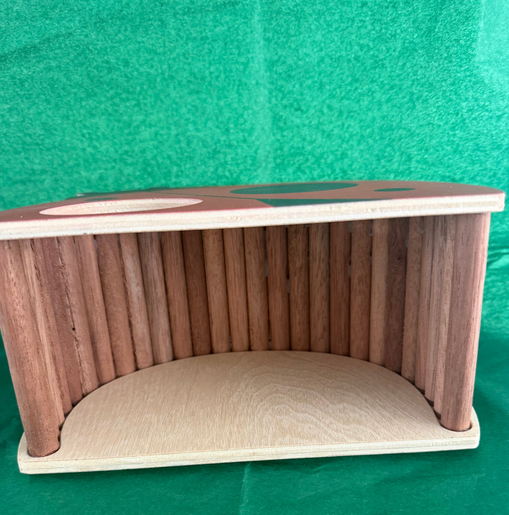 Little Ladybird Hide