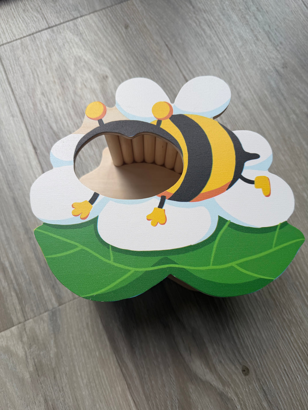 Little Bee Flower Hide